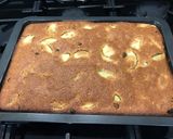 A picture of step 3 of Apple cake.