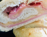 Foto del paso 7 de la receta: 🥖PAN🥖 RELLENO DE JAMON 🥓 Y DOS QUESOS 🧀 (en horno eléctrico)