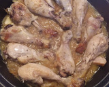 Foto del paso 3 de la receta: Jamoncitos de pollo en salsa de cebolla