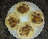 Foto del paso 5 de la receta: Tartitas dulces con tapas de empanadas🙂