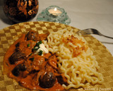 A picture of step 13 of Beef stroganoff.