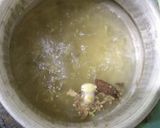 A picture of step 1 of Tandoori Masala Chai.