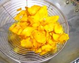 Foto langkah ke 3 dari resep Keripik ubi manis.