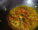 A picture of step 4 of Aloo gobhi.