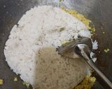 Foto langkah ke 3 dari resep Nasi Goreng Bawang.