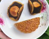 Hình bước làm 8 của món Bánh trung thu nhân đậu xanh/đậu đỏ + trứng muối (Bánh nướng)