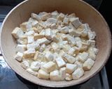 Foto langkah ke 3 dari resep Sayur Kecambah Tahu (Kuah Lontong Balap).
