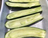 Une image de l'étape 2 de Courgettes farcies aux olives.