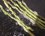 Une image de l'étape 1 de Asperges panés.