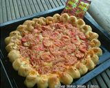 Foto langkah ke 17 dari resep Cheesy Bites Pizza | Pizza dgn pinggiran keju.