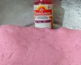 रोझ पिंक मोदक (Rose Pink Modak Recipe In Marathi) रेसिपी स्टेप 3 फोटो 
