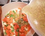 Zöldség krémleves pirított kenyérkockával recept fázis 3 fotója