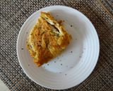 A picture of step 2 of Simple fried egg.