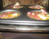 Foto del paso 4 de la receta: Muffin de huevos, bacon, salami y queso