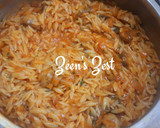 A picture of step 4 of Orzo with Button Mushrooms in Red Sauce.