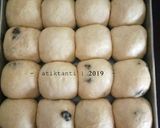 Foto langkah ke 5 dari resep Roti manis susu.