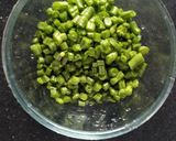 फरसबी+मोडची मटकी भाजी (farasbi ani mataki mix bhaji recipe in marathi) रेसिपी स्टेप 4 फोटो 