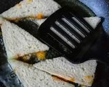 A picture of step 5 of মুসুর ডালের স্যান্ডুইচ (Lentil Sandwich Recipe).