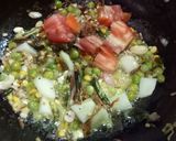 A picture of step 4 of Rava Upma.