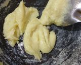 A picture of step 4 of स्टफ्ड पान मोदक(प्राकृतिक रंग में).