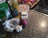 Foto del paso 2 de la receta: Pochas con calabaza y almejas en salsa