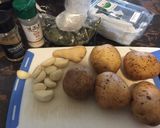 Foto langkah ke 1 dari resep Ayam dan kentang crispy manis ala air fryer.