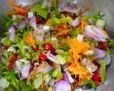 Foto langkah ke 1 dari resep Telur dadar sayur.