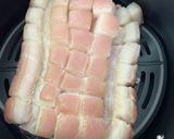 รูปขั้นตอนการทำที่ 5 ของ “หมูกรอบ 2 เวอร์ชั่น”