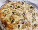 A picture of step 7 of Ginger malai boti pizza 🍕😋.