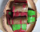 Foto langkah ke 7 dari resep Dadar gulung motif isi pisang-coklat anti gagal.