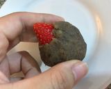 Foto del paso 11 de la receta: Daifuku de Fresa ~Pastelito de Arroz con Pasta de Frijol Dulce Estilo Japonés~