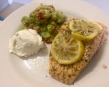 Foto del paso 4 de la receta: Salmón rosado con guacamole súper fácil