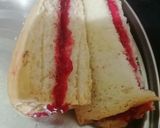 A picture of step 4 of Instant Bread Jam.