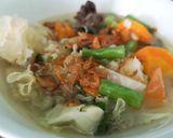 Foto langkah ke 5 dari resep Sop jamur putih.