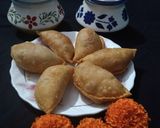 A picture of step 7 of Kata Pitha.