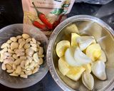 Hình bước làm 2 của món Kim chi hành lá