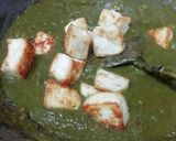 A picture of step 9 of Lahsuni Palak Paneer.