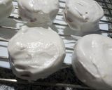 Foto del paso 5 de la receta: Alfajores de vainilla en nieve