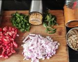 A picture of step 1 of Puffed rice upma.