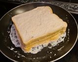 Foto langkah ke 4 dari resep Milk Cheese Bread Toast.