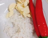 Hình bước làm 1 của món Cá ngân nướng muối ớt