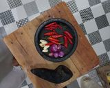 Foto langkah ke 2 dari resep Ayam Pedas Rica-rica Mercon.
