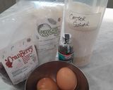 Foto langkah ke 1 dari resep Coconut Macaroons.