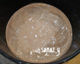 عکس مرحله 3 از دستور کیک اسفنجی شکلاتی (بدون بکینگ پودر و روغن)