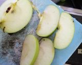 Gambar langkah 2 resipi 🇲🇫 Brie Cheese & Apples.