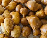 A picture of step 6 of Doughnut balls.