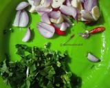 Foto langkah ke 2 dari resep Sayur Bening Wortel, Kol, dan Kisik.