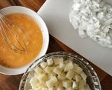 A picture of step 1 of Spanish omelette.
