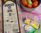 Foto langkah ke 1 dari resep Bekal Anak Burger Mini.