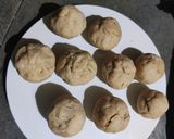 A picture of step 3 of Sattu Litti.